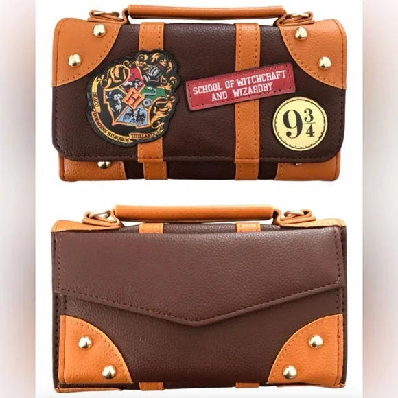 Hogwarts Themed Women's Bag NWOT - Picture 7 of 9